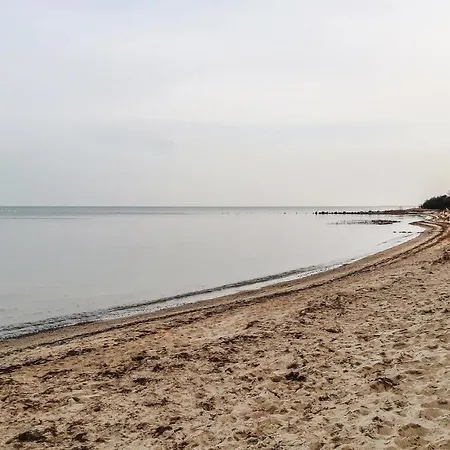 1 Bedroom Gorgeous In Holiday home *