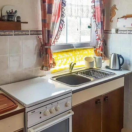 بيت للعطل 1 Bedroom Ocean Front In *